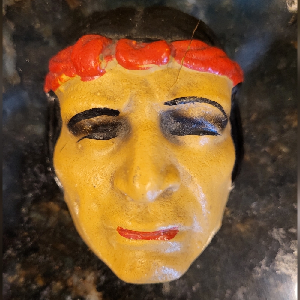 Old Vintage Small Plastic Native American Mask Set of 3 - Picture 13 of 16
